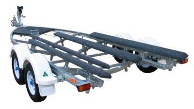 fibreglass-boat-carpet-bunk-trailers-by-boeing-trailers1.jpg